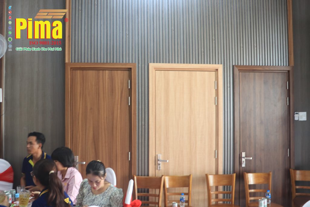 Cửa Composite Tại Long An